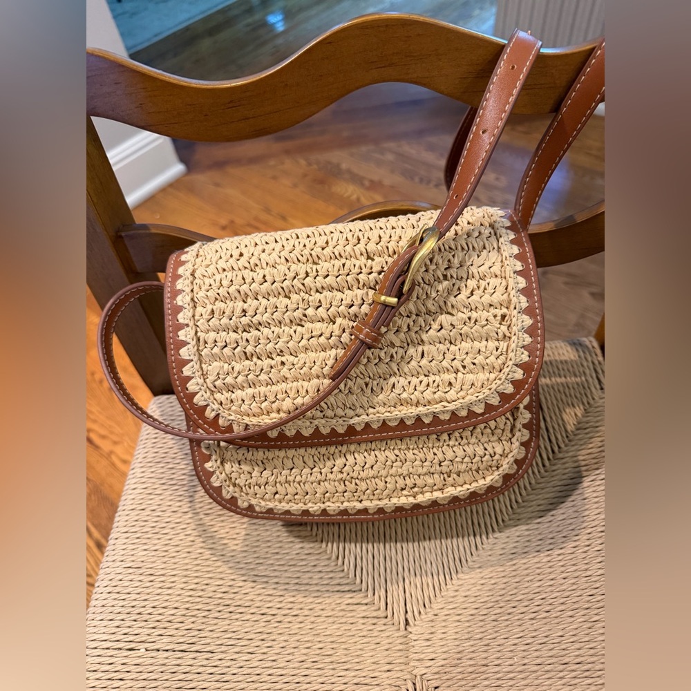 Mango Straw Crossbody